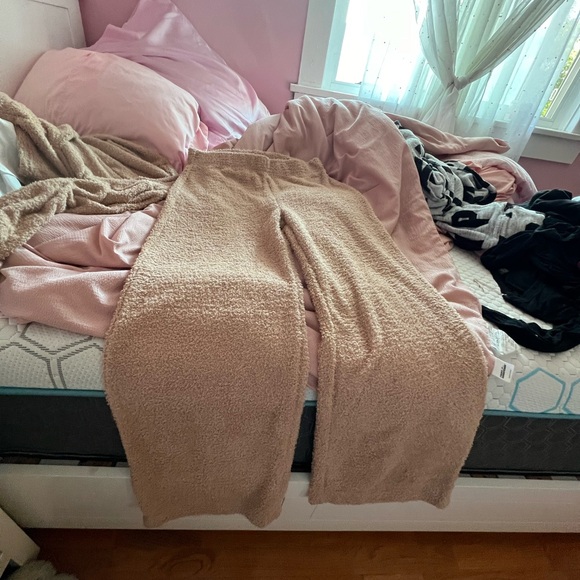 Fuzzy warm winter set - Picture 2 of 5